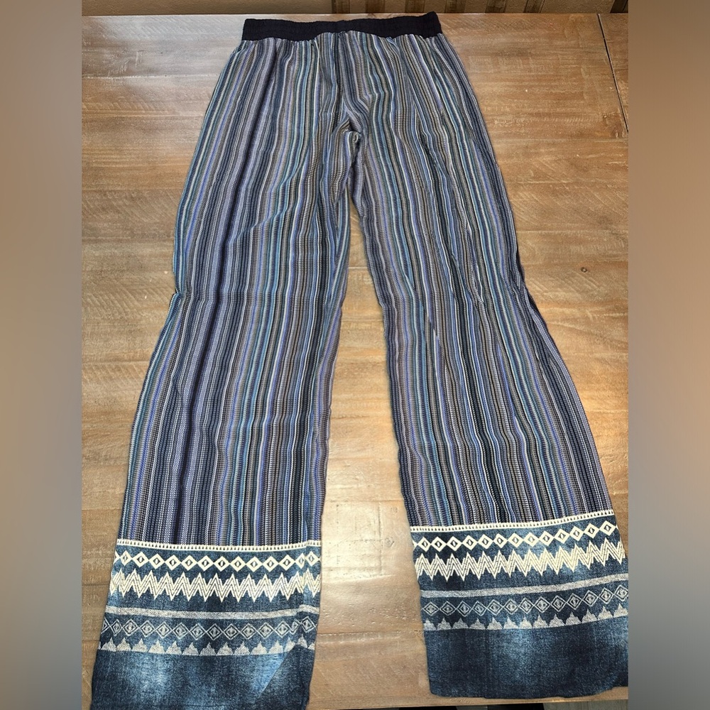 BeBop Juniors Aztec print pants
